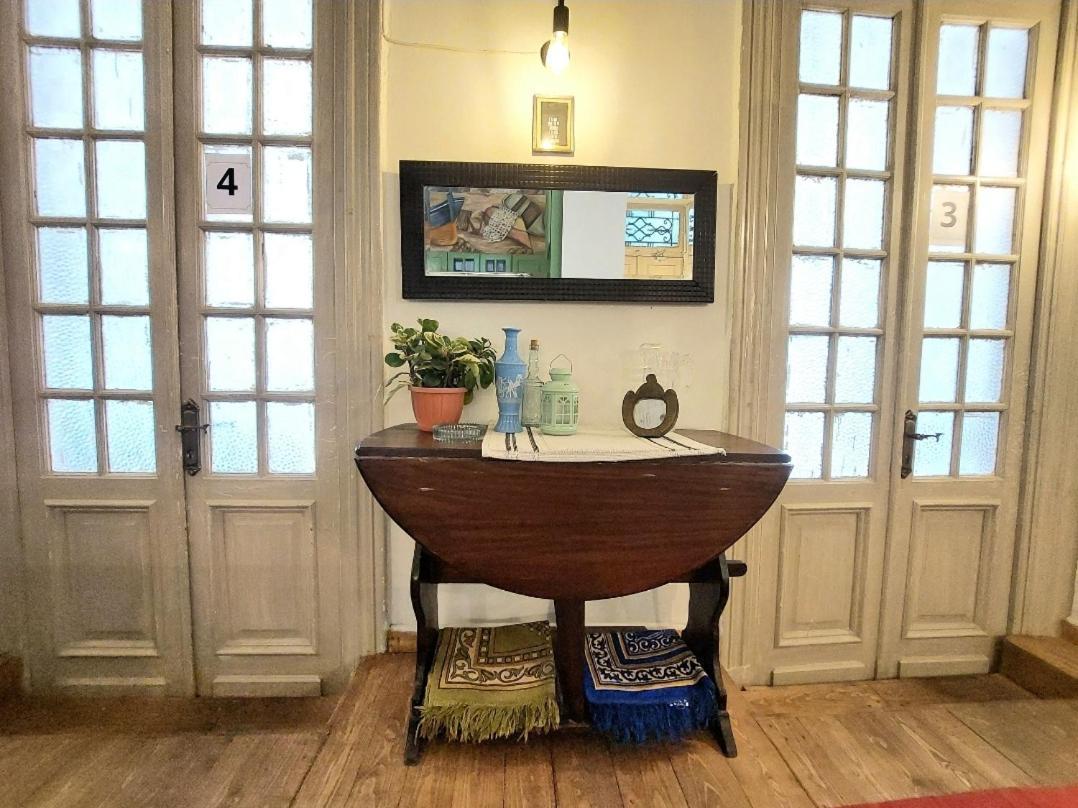 Arab Boutique I I Downtown Hostel *