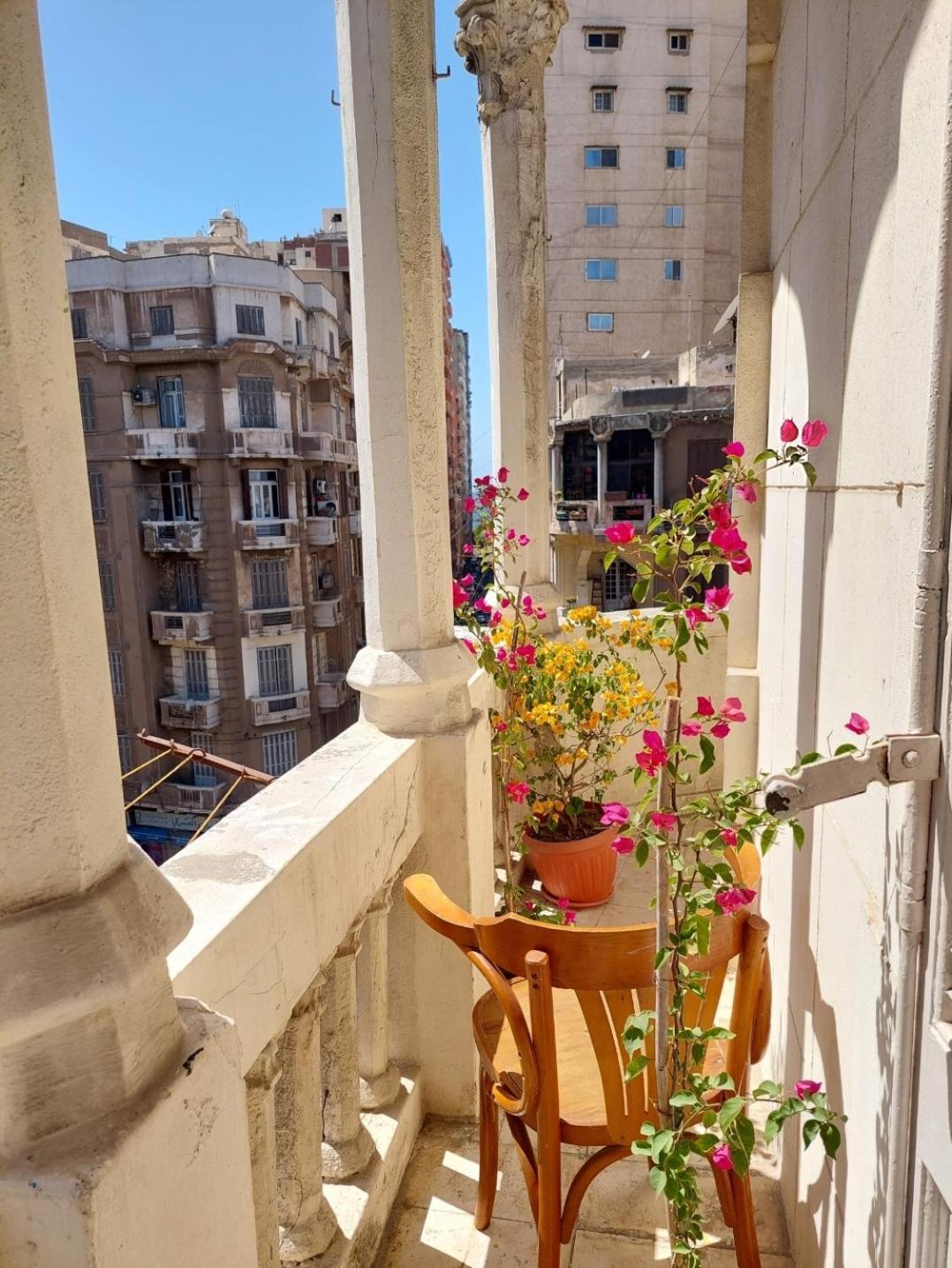 Arab Boutique I I Downtown Hostel